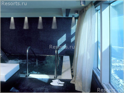 Arts Ritz Carlton 31